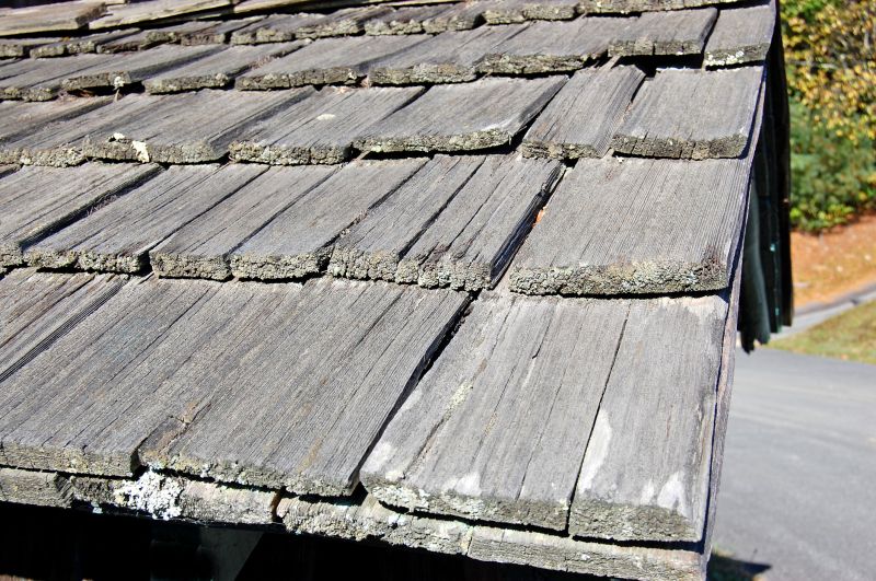 Maintains curb appeal